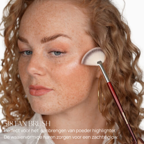 Alternative view of 518 Fan brush